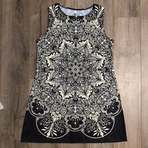 NWOT Sleeveless Shift Dress
